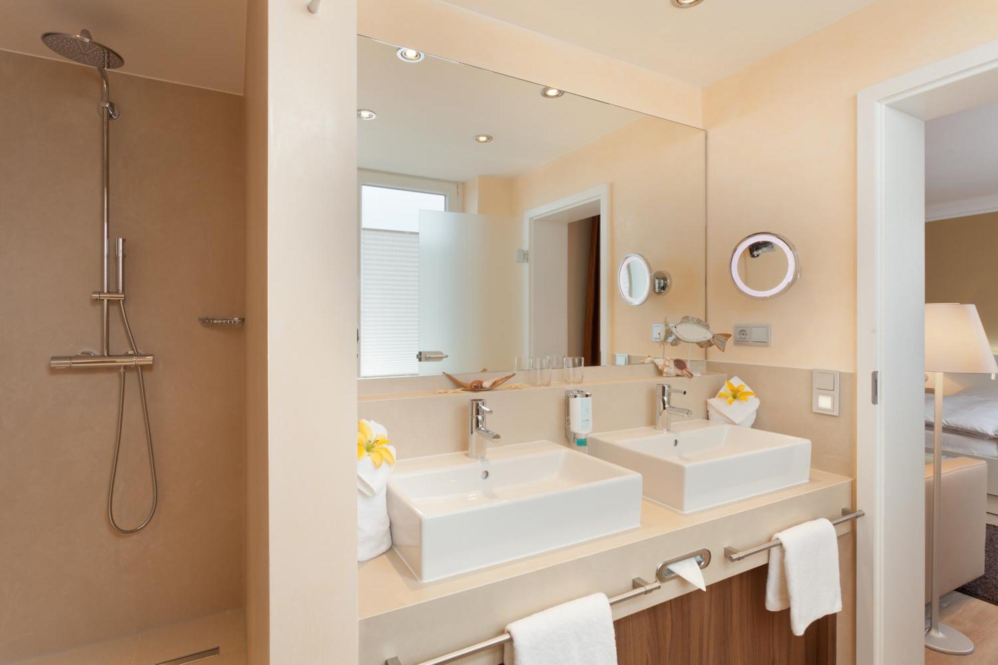 Strandhotel Georgshoehe 4*