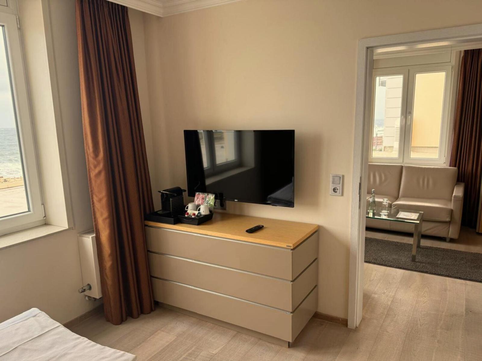 Strandhotel Georgshoehe 4*